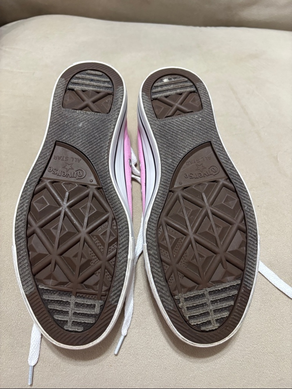 Converse All Star Low Top Sneakers in Pink & White - Picture 9 of 9